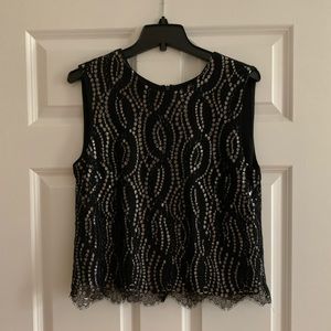 Eight Sixty slightly cropped blouse